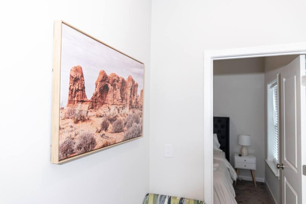 New Spacious 3 Bedroom Suite Garage Parking Free Wi-Fi Office Space And Patio View Duluth Kültér fotó